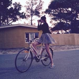 Meet your Posher, Justine